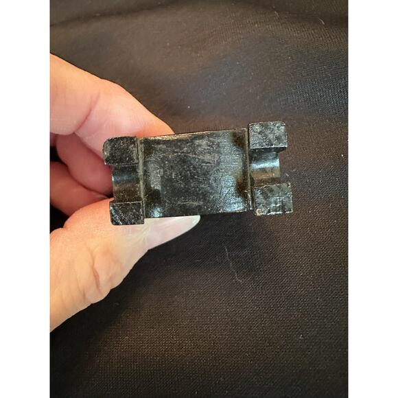 Vintage Asian Carved Olive Fruit Pit Boat‎ Sculpture with Stand Mini Figurine - Picture 6 of 11